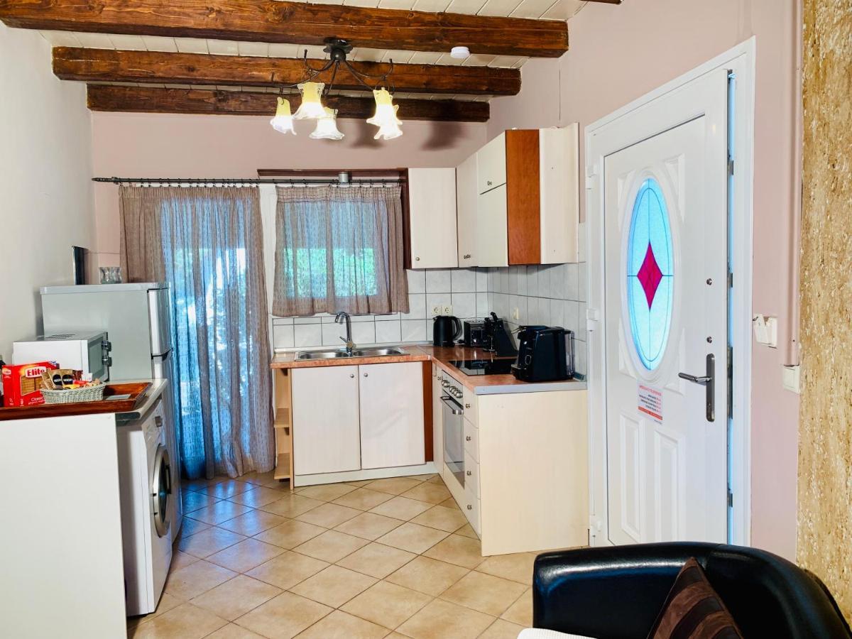 Vátos Ermones Diamond Villa מראה חיצוני תמונה