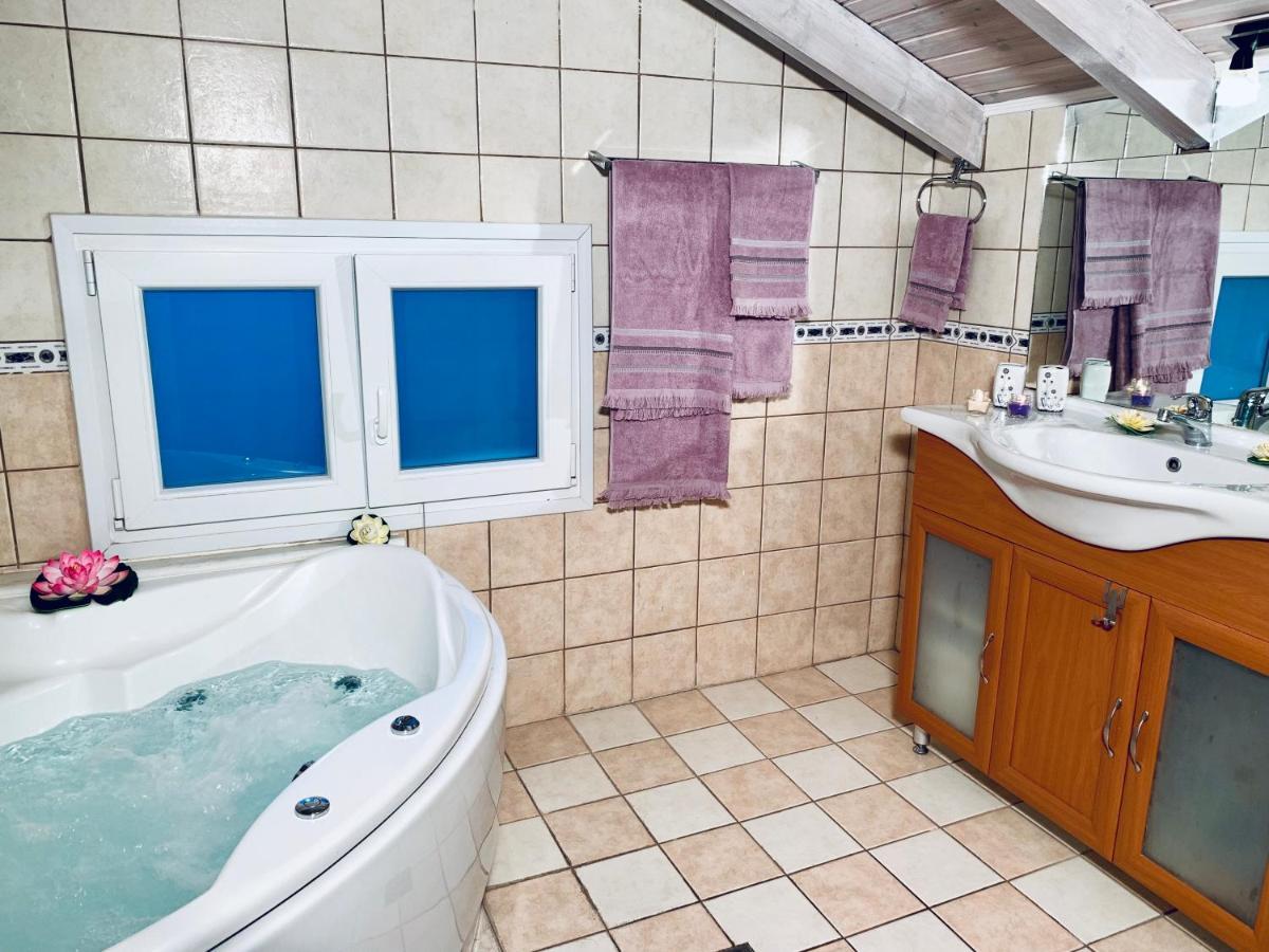 Vátos Ermones Diamond Villa מראה חיצוני תמונה